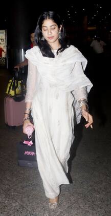 ਜਾਨ੍ਹਵੀ ਨੇ ਸਲਵਾਰ-ਸੂਟ ਨਾਲ ਲੁੱਟਿਆਂ ਜਨਤਾ ਦਾ ਦਿਲ