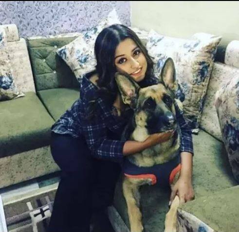 ਸ਼ੋਅ ਦੌਰਾਨ ਸੋਮੀ ਨੇ ਹਮੇਸ਼ਾ ਆਪਣੇ ਪਾਲਤੂ ਕੁੱਤੇ ਦੀ ਗੱਲ ਕੀਤੀ ਸੀ ਜਿਸ ਨੂੰ ਉਹ ਸ਼ੋਅ ਦੌਰਾਨ ਬੇਹੱਦ ਮਿੱਸ ਕਰ ਰਹੀ ਸੀ।