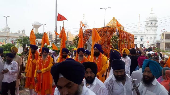 ਵੇਖੋ ਪਾਕਿਸਤਾਨ ਤੋਂ ਆਈਆਂ ਖੂਬਸੂਰਤ ਤਸਵੀਰਾਂ।