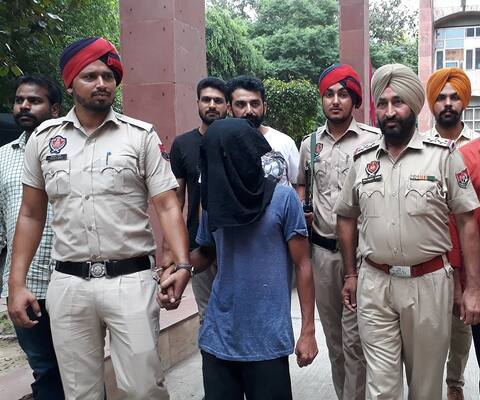 ਬਠਿੰਡਾ ਪੁਲਿਸ ਨੇ 9 ਸਾਲਾ ਬੱਚੀ ਨਾਲ ਰੇਪ ਦਾ ਕੇਸ ਸੁਲਝਾਇਆ, ਮੁਲਜ਼ਮ ਗ੍ਰਿਫ਼ਤਾਰ ਬਠਿੰਡਾ ਪੁਲਿਸ ਨੇ 9 ਸਾਲਾ ਬੱਚੀ ਨਾਲ ਰੇਪ ਦਾ ਕੇਸ ਸੁਲਝਾਇਆ, ਮੁਲਜ਼ਮ ਗ੍ਰਿਫ਼ਤਾਰ