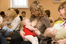 ਬ੍ਰੈਸਟਫੀਡਿੰਗ ਹਫ਼ਤਾ: ਮਾਂ ਦਾ ਦੁੱਧ ਬੱਚੇ ਲਈ ਹੀ ਨਹੀਂ ਬਲਕਿ ਔਰਤਾਂ ਲਈ ਵੀ ਲਾਹੇਵੰਦ