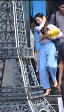 ਬੇਹੱਦ ਕਿਊਟ ਸੰਨੀ ਲਿਓਨ ਦੇ ਅਸ਼ਰ ਤੇ ਨੋਹਾ, ਵੇਖੋ ਤਸਵੀਰਾਂ