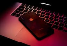 ਆਈਫੋਨ ਵਰਤਣ ਵਾਲੇ ਸਾਵਧਾਨ! ਬਾਹਰੋਂ ਬੈਟਰੀ ਬਦਲਵਾਉਣ ਨਾਲ ਹੋਏਗਾ ਵੱਡਾ ਨੁਕਸਾਨ