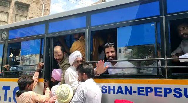  ਇਸ ਮੌਕੇ ਰਾਜਾ ਵੜਿੰਗ ਨੇ ਦੱਸਿਆ ਕਿ ਚੋਣਾਂ ਸਮੇਂ ਕੀਤੇ ਵਾਅਦੇ ਅਨੁਸਾਰ ਹਲਕੇ ਦੇ ਲੋਕਾਂ ਦੀ ਮੰਗ ਨੂੰ ਧਿਆਨ ਵਿੱਚ ਰੱਖਦੇ ਹੋਏ ਇੱਕ ਬੱਸ ਮਾਤਾ ਜਵਾਲਾ ਜੀ ਲਈ ਚਲਾਈ ਜਾ ਰਹੀ ਹੈ, ਜੋ ਗਿੱਦੜਬਾਹਾ ਬੱਸ ਸਟੈਂਡ ਤੋਂ ਸਵੇਰੇ 8:45 ਵਜੇ ਚੱਲੇਗੀ ਤੇ ਭਲਾਈਆਣਾ, ਮੱਲਣ, ਕੋਟਕਪੂਰਾ, ਮੋਗਾ, ਜਲੰਧਰ ਅਤੇ ਚਿੰਤਪੁਰਣੀ ਹੁੰਦੀ ਹੋਈ ਜਵਾਲਾ ਜੀ ਪਹੁੰਚੇਗੀ। 