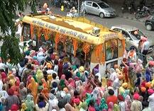 ਨਨਕਾਣਾ ਸਾਹਿਬ ਤੋਂ ਚੱਲਿਆ ਨਗਰ ਕੀਰਤਨ ਪੁੱਜਾ ਚੰਡੀਗੜ੍ਹ ਪਹੁੰਚਿਆ, ਸੰਗਤ \'ਚ ਭਾਰੀ ਉਤਸ਼ਾਹ