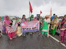 ਪੰਜਾਬ ਬੰਦ ਦੌਰਾਨ ਕਈ ਹਾਈਵੇਅ ਜਾਮ, ਆਵਾਜਾਈ ਪ੍ਰਭਾਵਿਤ