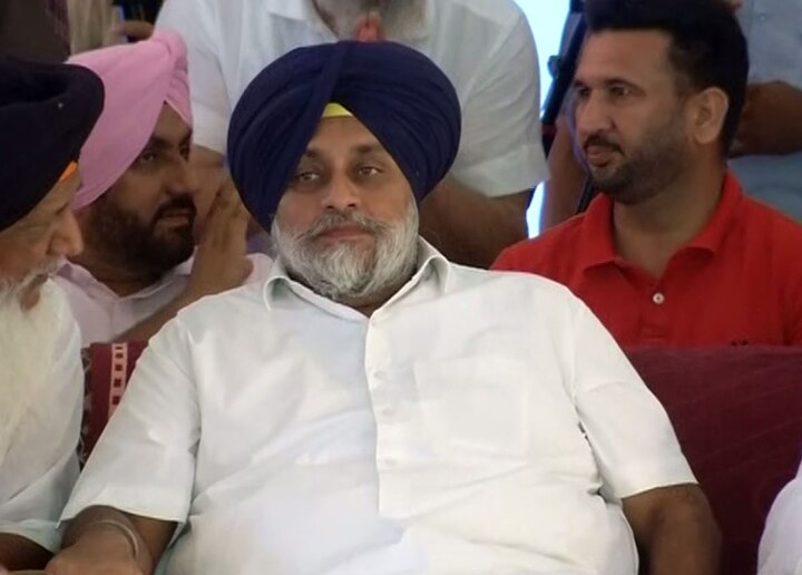 Big Shock to Shiromani Akali Dal, two senior leaders resignation from Party ਸ਼੍ਰੋਮਣੀ ਅਕਾਲੀ ਦਲ ਨੂੰ ਵੱਡਾ ਝਟਕਾ, ਦੋ ਸੀਨੀਅਰ ਲੀਡਰਾਂ ਵੱਲੋਂ ਅਸਤੀਫਾ