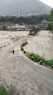 ਭਾਖੜਾ ਮਗਰੋਂ ਪੰਡੋਹ ਡੈਮ ਦੇ ਵੀ ਖੋਲ੍ਹੇ ਫਲੱਡ ਗੇਟ, ਹੜ੍ਹਾਂ ਦਾ ਖ਼ਤਰਾ