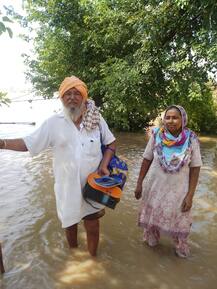 ਹੁਣ ਫਿਰੋਜ਼ਪੁਰ \'ਚ ਮਚਾਈ ਹੜ੍ਹਾਂ ਨੇ ਤਬਾਹੀ, ਫਸਲਾਂ ਹੋਈਆਂ ਤਬਾਹ