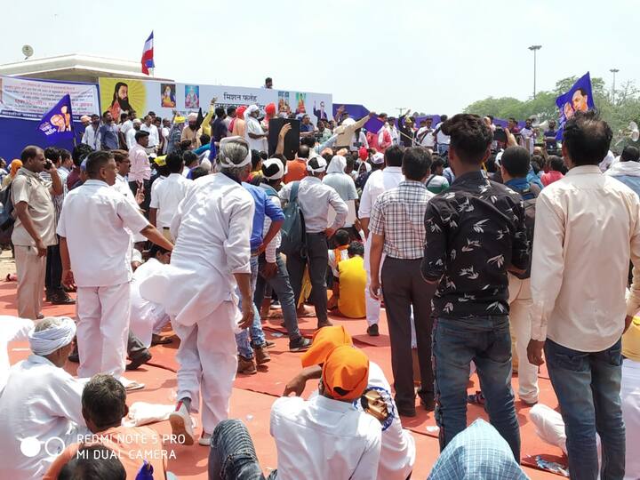 ਉਨ੍ਹਾਂ ਕਿਹਾ ਕਿ ਉਨ੍ਹਾਂ ਪ੍ਰਧਾਨ ਮੰਤਰੀ ਨਾਲ ਮੁਲਾਕਾਤ ਲਈ ਸਮਾਂ ਮੰਗਿਆ ਹੈ ਅਤੇ ਰਵੀਦਾਸ ਸਮਾਜ ਨੇ ਰਾਮਲੀਲਾ ਮੈਦਾਨ ਵਿੱਚ ਧਰਨਾ ਸ਼ੁਰੂ ਕਰ ਦਿੱਤਾ ਹੈ। 