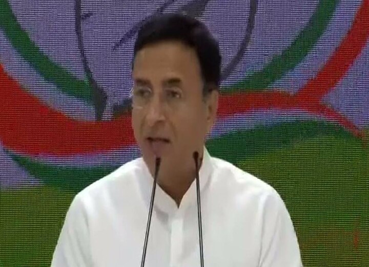 Randeep Surjewala again targeted Modi government on  'ਅਬਕੀ ਬਾਰ ਮਹਿੰਗੇ ਪੈਟਰੋਲ-ਡੀਜ਼ਲ ਦੀ ਮਾਰ, ਸਾਲ ਦੇ ਆਖਰੀ ਦਿਨ ਤਾਂ ਬਖ਼ਸ਼ ਦਿਓ ਯਾਰ’