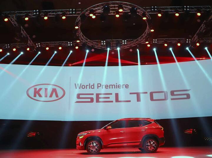 Seltos ਦੇ 1.5 ਲੀਟਰ ਨੈਚੂਰਲੀ ਐਸਪਿਰੇਟਿਡ ਪੈਟਰੋਲ ਇੰਜਣ 115 bhp ਦੀ ਪਾਵਰ ਤੇ 144 Nm ਦਾ ਟਾਰਕ ਪੈਦਾ ਕਰਦਾ ਹੈ। 6 ਸਪੀਡ ਮੈਨੂਅਲ ਟ੍ਰਾਂਸਮਿਸ਼ਨ ਅਤੇ 6 ਸਪੀਡ ਸੀਵੀਟੀ ਆਟੋਮੈਟਿਕ ਗੀਅਰਬਾਕਸ ਨਾਲ ਲੈਸ ਹੈ ਜੋ ਕ੍ਰਮਵਾਰ 16.5 ਕਿਲੋਮੀਟਰ ਪ੍ਰਤੀ ਲੀਟਰ (ਮੈਨੂਅਲ) ਤੇ 16.8 ਕਿਲੋਮੀਟਰ ਪ੍ਰਤੀ ਲੀਟਰ (ਸੀਵੀਟੀ) ਦੀ ਐਵਰੇਜ ਦਿੰਦਾ ਹੈ। 