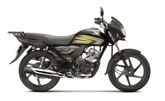 ਬਜਾਜ ਪਲੈਟੀਨਾ (Bajaj Platina): ਕੀਮਤ ਦੇ ਲਿਹਾਜ਼ ਨਾਲ, ਬਜਾਜ ਪਲੈਟੀਨਾ ਦੀ ਐਕਸ-ਸ਼ੋਅਰੂਮ ਕੀਮਤ ਲਗਪਗ 57,684 ਰੁਪਏ ਤੋਂ 58,454 ਰੁਪਏ ਤਕ ਹੈ। ਇੰਜਣ ਤੇ ਪਾਵਰ ਦੀ ਗੱਲ ਕਰੀਏ ਤਾਂ ਬਜਾਜ ਪਲੈਟੀਨਾ 'ਚ 115 ਸੀਸੀ ਦਾ ਇੰਜਨ ਹੈ। ਇਹ ਬਾਈਕ 96 ਕਿਲੋਮੀਟਰ ਪ੍ਰਤੀ ਲੀਟਰ ਦੀ ਮਾਈਲੇਜ ਦੇ ਸਕਦੀ ਹੈ।