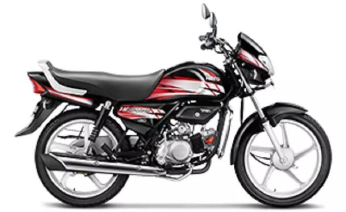 ਹੌਂਡਾ ਸੀਡੀ 110 (Honda CD 110): ਟੀਵੀਐਸ ਸਪੋਰਟ ਦੀ ਐਕਸ ਸ਼ੋਅਰੂਮ ਕੀਮਤ ਲਗਪਗ 56,473 ਰੁਪਏ ਤੋਂ ਲੈ ਕੇ 59,461 ਰੁਪਏ ਤਕ ਹੈ। ਇੰਜਨ ਤੇ ਪਾਵਰ ਦੀ ਗੱਲ ਕਰੀਏ ਤਾਂ ਹੌਂਡਾ ਸੀਡੀ 110 'ਚ 109.19 ਸੀਸੀ ਦਾ ਇੰਜਨ ਹੈ। ਇਹ ਮੋਟਰਸਾਈਕਲ 74 ਕਿਲੋਮੀਟਰ ਪ੍ਰਤੀ ਲੀਟਰ ਦੀ ਮਾਈਲੇਜ ਦੇ ਸਕਦੀ ਹੈ।