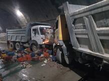 ਸੇਬ ਲੈ ਕੇ ਪੰਜਾਬ ਆ ਰਹੀ ਪਿੱਕਅੱਪ ਨਾਲ ਭਿਆਨਕ ਹਾਦਸਾ, ਦੋ ਵਾਹਨਾਂ \'ਚ ਫਸੀ ਲਾਸ਼