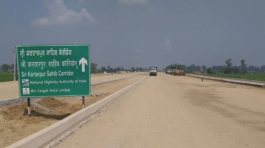 kartarpur sahib corridor work stopped as company did not pay wages to workers ਕਰਤਾਰਪੁਰ ਕੌਰੀਡੋਰ ਉਸਾਰਨ ਵਾਲੇ ਮੁਲਾਜ਼ਮਾਂ ਨੂੰ ਮਹੀਨਿਆਂ ਤੋਂ ਨਹੀਂ ਮਿਲੀ ਤਨਖ਼ਾਹ, ਕੰਮ ਠੱਪ