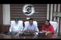 ਬਰਨਾਲਾ ਦੇ ਨਿੱਕੇ ਜਿਹੇ ਪਿੰਡ \'ਚ ਬਣਦੀਆਂ ਲਗਜ਼ਰੀ ਤੇ ਡੀਲਕਸ ਬੱਸਾਂ, ਜ਼ੋਰਾਂ-ਸ਼ੋਰਾਂ \'ਤੇ ਚੱਲ ਰਿਹਾ ਕੰਮ