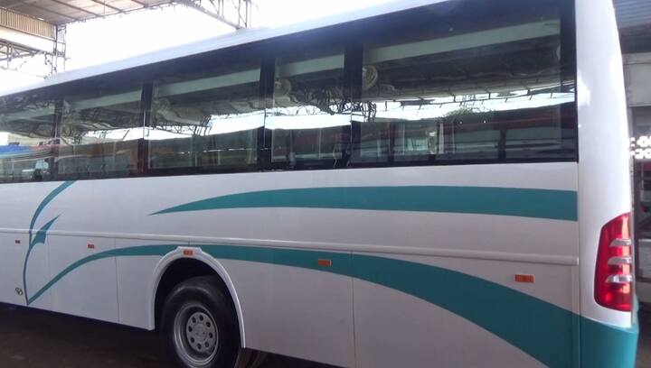 ਦੇਸ਼ ਦੇ ਵੱਡੇ-ਵੱਡੇ ਸੂਬਿਆਂ ਵਿੱਚ ਸੜਕਾਂ 'ਤੇ ਦੌੜਦੀਆਂ ਡੀਲਕਸ, ਲਗਜ਼ਰੀ ਤੇ ਸਲੀਪਰ ਬੱਸਾਂ ਇਸ ਛੋਟੇ ਜਿਹੇ ਪਿੰਡ ਅੰਦਰ ਤਿਆਰ ਕੀਤੀਆਂ ਜਾਂਦੀਆਂ ਹਨ।