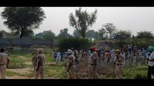ਸ਼ਾਮਲਾਟ ਜ਼ਮੀਨ ਨੂੰ ਲੈ ਕੇ ਪਿੰਡ \'ਚ ਟਕਰਾਅ, ਪੁਲਿਸ ਵੱਲੋਂ ਲਾਠੀਚਾਰਜ