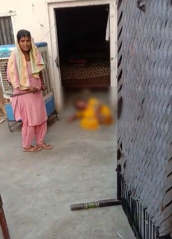 ਪਟਿਆਲਾ: ਇੱਥੇ ਇੱਕ ਮਹਿਲਾ ਤੇ ਪੁਰਸ਼ ਨੂੰ ਬੇਰਹਿਮੀ ਨਾਲ ਕੁੱਟਣ ਦਾ ਮਾਮਲਾ ਸਾਹਮਣੇ ਆਇਆ ਹੈ ਜਿਸ ਦੀ ਵੀਡੀਓ ਵੀ ਤੇਜ਼ੀ ਨਾਲ ਵਾਇਰਲ ਹੋ ਰਹੀ ਹੈ।