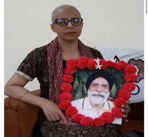 ਉੱਤਰ ਪ੍ਰਦੇਸ਼ \'ਚ ਇਨਸਾਫ ਲਈ ਸਿੱਖ ਮਹਿਲਾ ਨੇ ਕਰਵਾਏ ਕੇਸ ਕਤਲ