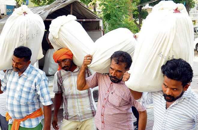 532 ਕਿੱਲੋ ਹੈਰੋਇਨ ਮਾਮਲੇ 'ਚ ਅੰਮ੍ਰਿਤਸਰੀਏ ਰਾਣੇ ਨੂੰ ਨਹੀਂ ਫੜ ਸਕੀ ਪੁਲਿਸ Breakthrough in 532 kg heroin key accused not held yet 532 ਕਿੱਲੋ ਹੈਰੋਇਨ ਮਾਮਲੇ 'ਚ ਅੰਮ੍ਰਿਤਸਰੀਏ ਰਾਣੇ ਨੂੰ ਨਹੀਂ ਫੜ ਸਕੀ ਪੁਲਿਸ