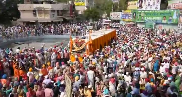 ਇਹ ਨਗਰ ਕੀਰਤਨ ਸ਼ਹਿਰ 'ਚੋਂ ਹੁੰਦਾ ਹੋਇਆ ਗੁਰਦੁਆਰਾ ਗੋਦੜੀ ਸਾਹਿਬ ਕੋਟਕਪੂਰਾ ਰੋਡ ਫਰੀਦਕੋਟ ਜਾ ਸੰਪਨ ਹੋਵੇਗਾ।