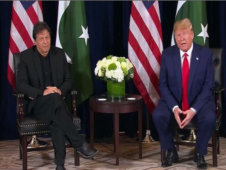 donald-trump-said-willing-to-mediate-on-kashmir-issue-if-pakistan-and-india-both-agree ਟਰੰਪ ਭਾਰਤ-ਪਾਕਿ ਦਾ ਵਿਚੋਲਾ ਬਣਨ ਲਈ ਕਾਹਲੇ, ਬੱਸ ਮੋਦੀ ਦੀ ਹਾਮੀ ਜ਼ਰੂਰੀ