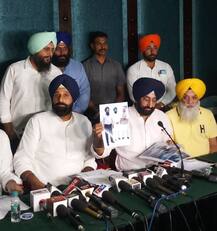 ਮਜੀਠੀਆ ਨੇ ਖਾਲਿਸਤਾਨੀਆਂ ਦੇ ਕਾਂਗਰਸੀਆਂ ਨਾਲ ਜੋੜੇ ਤਾਰ, ਮੀਡੀਆ ਕੋਲ ਸਬੂਤ ਪੇਸ਼