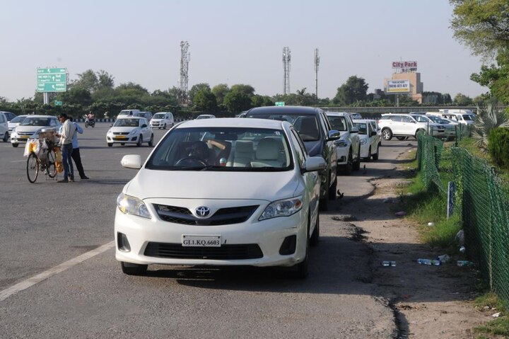 parking-on-highways-or-in-service-lanes-your-car-may-be-auctioned-off ਮੋਦੀ ਸਰਕਾਰ ਦੀ ਇੱਕ ਹੋਰ ਸਖ਼ਤੀ! ਹੁਣ ਹਾਈਵੇਅ ਦੇ ਕੰਢੇ ਖੜ੍ਹੀ ਨਾ ਕਰਿਓ ਗੱਡੀ, ਹੋ ਜਾਏਗੀ ਨਿਲਾਮ