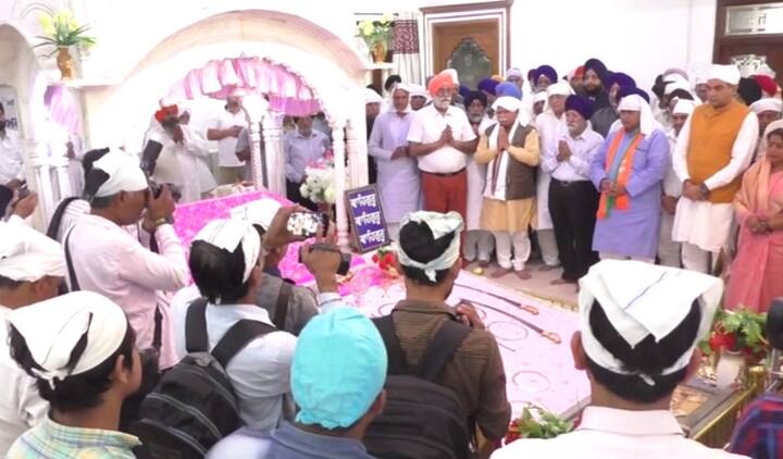 ਇਸ ਤੋਂ ਬਾਅਦ ਉਨ੍ਹਾਂ ਬੀਜੇਪੀ ਦਫ਼ਤਰ ਪਹੁੰਚ ਕੇ ਵਰਕਰਾਂ ਦਾ ਹੌਸਲਾ ਵਧਾਇਆ। 