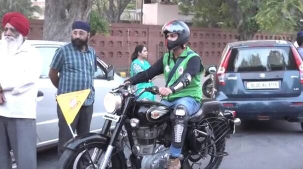 ਸ੍ਰੀ ਗੁਰੂ ਨਾਨਾਕ ਦੇਵ ਜੀ ਦੇ 550ਵੇਂ ਪ੍ਰਕਾਸ਼ ਪੁਰਬ ਦੇ ਮੱਦੇਨਜ਼ਰ ਐਤਵਾਰ ਨੂੰ ਦਿੱਲੀ ਦੇ ਗੁਰਦੁਆਰਾ ਰਕਾਬਗੰਜ ਸਾਹਿਬ ਤੋਂ ਕਰਨਾਲ ਤਕ ਬਾਈਕ ਰੈਲੀ ਕੱਢੀ ਗਈ।