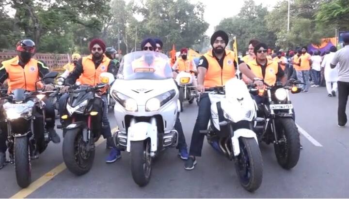 ਇਸ ਰੈਲੀ ਵਿੱਚ ਬਜ਼ੁਰਗਾਂ ਤੋਂ ਲੈ ਕੇ ਨੌਜਵਾਨਾਂ ਨੇ ਵੀ ਮੋਟਰਸਾਈਕਲ 'ਤੇ ਸਵਾਰ ਹੋ ਕੇ ਸਰਬੱਤ ਦੇ ਭਲੇ ਦੀ ਕਾਮਨਾ ਕੀਤੀ।