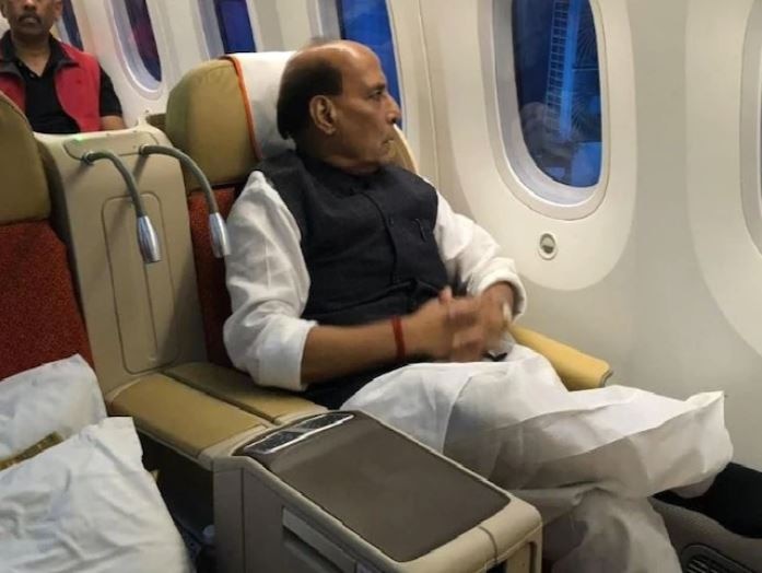 Rajnath Singh heads to France to receive IAF's first Rafale jet ਰਾਜਨਾਥ ਰਾਫੇਲ ਲੈਣ ਲਈ ਫਰਾਂਸ ਰਵਾਨਾ