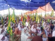 ਧਨੇਰ ਦੀ ਸਜ਼ਾ ਰੱਦ ਕਰਾਉਣ ਲਈ ਬਰਨਾਲਾ ਜੇਲ੍ਹ ਅੱਗੇ ਆਇਆ ਔਰਤ ਕਾਰਕੁਨਾਂ ਦਾ ਹੜ੍ਹ, ਵੇਖੋ ਤਸਵੀਰਾਂ