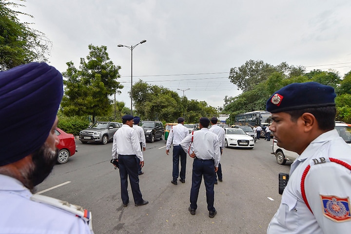 States can't lower prescribed traffic fines: Law Ministry ਸੂਬੇ ਨਹੀਂ ਘਟਾ ਸਕਦੇ ਟ੍ਰੈਫਿਕ ਚਲਾਨ ਦਾ ਜ਼ੁਰਮਾਨਾ, ਕੇਂਦਰ ਦੀ ਰਾਜਾਂ ਨੂੰ ਘੁਰਕੀ