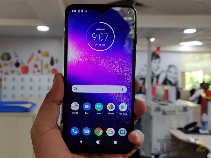 ਇਸ ਦੀ ਕੀਮਤ 9,999 ਰੁਪਏ ਹੈ। ਇਸ ਦੀ ਪਹਿਲੀ ਵਿਕਰੀ 12 ਅਕਤੂਬਰ ਤੋਂ ਸ਼ੁਰੂ ਹੋਵੇਗੀ। ਇਹ ਫਲਿੱਪਕਾਰਟ ਤੋਂ ਖਰੀਦਿਆ ਜਾ ਸਕਦਾ ਹੈ। ਫੋਨ ਦੀ ਖਰੀਦ 'ਤੇ ਜੀਓ ਦੇ ਗਾਹਕਾਂ ਨੂੰ 125 ਜੀਬੀ ਵਾਧੂ ਡਾਟਾ ਦੇ ਨਾਲ 2200 ਰੁਪਏ ਦਾ ਕੈਸ਼ਬੈਕ ਵਾਊਚਰ ਮਿਲੇਗਾ।