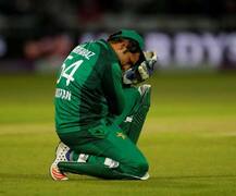 ਪਾਕਿਸਤਾਨੀ ਟੀਮ \'ਚੋਂ ਵੀ ਕੱਟਿਆ ਜਾਏਗਾ ਸਰਫਰਾਜ਼ ਦਾ ਪੱਤਾ, ਸ਼ੋਇਬ ਨੇ ਦਿੱਤੀ ਗਰੰਟੀ!