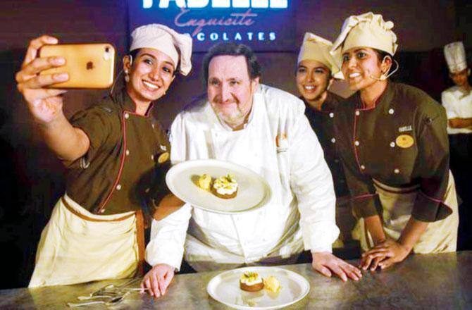 ਕਦੇ ਖਾਧੀ ਏ 4.3 ਲੱਖ ਰੁਪਏ ਵਾਲੀ ਚਾਕਲੇਟ!