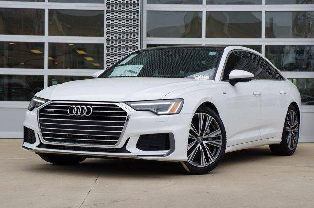 ਕੈਬਿਨ ਸਾਈਜ਼ ਦੀ ਗੱਲ ਕਰੀਏ ਤਾਂ ਕਾਰ ਨੂੰ 10.1 ਇੰਚ ਡਿਸਪਲੇਅ ਦੇ ਨਾਲ ਲੈਦਰ ਸੀਟ, ਐਮਐਮਆਈ ਨੇਵੀਗੇਸ਼ਨ ਪਲੱਸ, ਇਲੈਕਟ੍ਰੋਨਿਕ ਐਡਜਸਟੇਬਲ ਸਟੀਰਿੰਗ ਕਾਲਮ, ਫੋਰ ਜ਼ੋਨ ਏਅਰਕੰਡੀਸ਼ਨਿੰਗ ਅਤੇ ਪੈਨੋਰਾਮਿਕ ਸਨਰੂਫ ਵਰਗੀਆਂ ਵਿਸ਼ੇਸ਼ਤਾਵਾਂ ਨਾਲ ਲੈਸ ਕੀਤਾ ਗਿਆ ਹੈ।