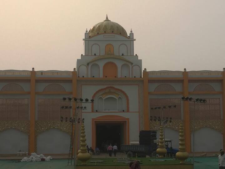 ਉਨ੍ਹਾਂ ਕਿਹਾ ਕਿ ਹੁਣ ਸਾਨੂੰ ਵੀ ਬੋਰਡ ਲਗਵਾਉਣੇ ਪੈਣਗੇ ਕਿ ਮੁੱਖ ਸਟੇਜ ਐਸਜੀਪੀਸੀ ਵਾਲੀ ਹੈ।