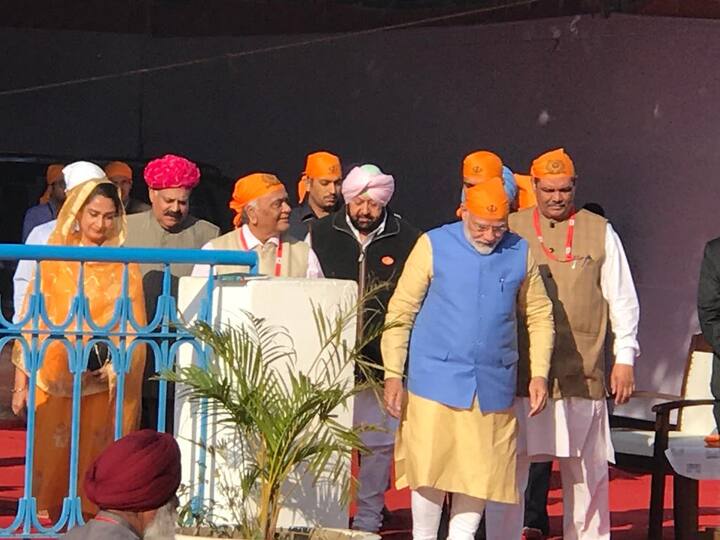 ਅੱਜ ਕਰਤਾਰਪੁਰ ਕੌਰੀਡੋਰ ਦਾ ਉਦਘਾਟਨ ਸਮਾਗਮ ਹੋਣਾ ਹੈ। ਜਿਸ ਦੇ ਲਈ ਦੇਸ਼ ਦੇ ਪ੍ਰਧਾਨ ਮੰਤਰੀ ਨਰਿੰਦਰ ਮੋਦੀ ਸੁਲਤਾਨਪੁਰ ਲੋਧੀ ਪਹੁੰਚ ਚੁੱਕੇ ਹਨ।