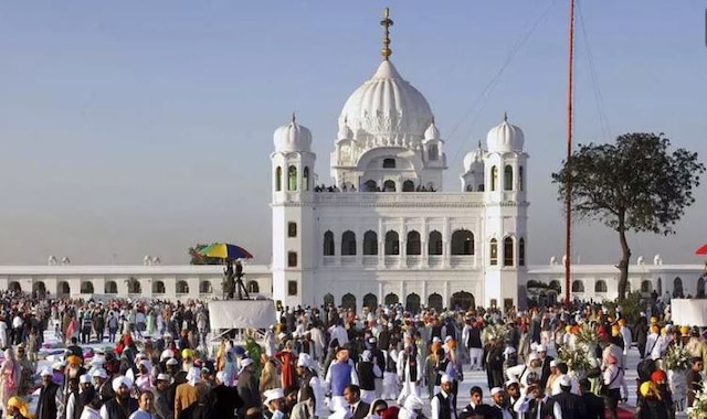 only 2542 sikhs across kartarpur corridor in week