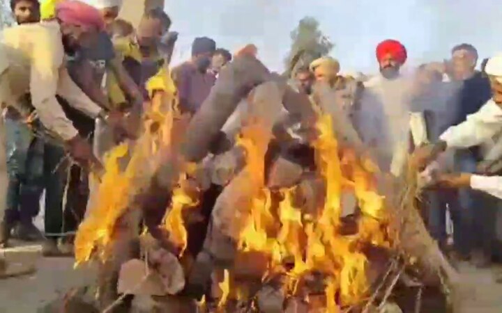 Jagmeel Singh, a Dalit youth was cremated after agreement with government ਸਰਕਾਰ ਨਾਲ ਸਮਝੌਤੇ ਮਗਰੋਂ ਜਗਮੇਲ ਦਾ ਸਸਕਾਰ