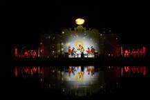 ਦੂਜੇ ਦਿਨ ਵੀ ਸੁਖਨਾ ਝੀਲ 'ਤੇ ਲੱਗੀਆਂ ਰੌਣਕਾਂ, ਵੇਖੋ ਗੁਰੂ ਨਾਨਕ ਨੂੰ ਸਮਰਪਿਤ ਲਾਈਟ ਐਂਡ ਸਾਊਂਡ ਸ਼ੋਅ ਦੀਆਂ ਤਸਵੀਰਾਂ