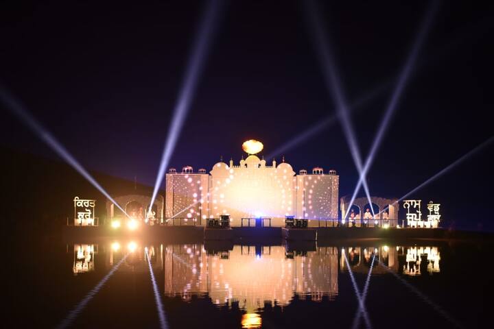 ਇਸ ਤੋਂ ਪਹਿਲਾਂ ਪੰਜਾਬ ਦੇ ਕਈ ਜ਼ਿਲ੍ਹਿਆਂ ਵਿੱਚ ਇਹ ਸ਼ੋਅ ਕਰਵਾਇਆ ਜਾ ਚੁੱਕਿਆ ਹੈ।