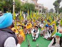 ਕਿਸਾਨਾਂ ਦੇ ਹੱਕ 'ਚ ਉੱਤਰੀਆਂ ਕਿਸਾਨ ਜਥੇਬੰਦੀਆਂ, ਪੰਜਾਬ ਸਰਕਾਰ ਖਿਲਾਫ ਕੀਤੀ ਨਾਅਰੇਬਾਜ਼ੀ