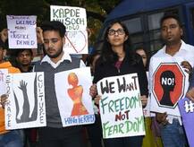 ਹੈਦਰਾਬਾਦ ਗੈਂਗਰੇਪ-ਕਤਲ ਕੇਸ: ਚਾਰੋਂ ਮੁਲਜ਼ਮ 14 ਦਿਨਾਂ ਦੀ ਨਿਆਂਇਕ ਹਿਰਾਸਤ 'ਚ, ਲੋਕਾਂ 'ਚ ਗੁੱਸਾ