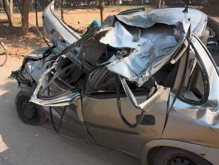 ਵਿਆਹ ਤੋਂ ਮੁੜ ਰਹੇ ਪੰਜਾਬੀਆਂ ਨਾਲ ਹਾਦਸਾ, 4 ਦੀ ਮੌਤ four-youths-from-punjab-returning-from-marriage-died-in-road-accident-accident-occurred-in-kaithal-at-1-pm ਵਿਆਹ ਤੋਂ ਮੁੜ ਰਹੇ ਪੰਜਾਬੀਆਂ ਨਾਲ ਹਾਦਸਾ, 4 ਦੀ ਮੌਤ