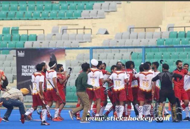 ban on punjab police and pnb hockey teams ਪੰਜਾਬ ਪੁਲਿਸ ਤੇ ਪੀਐਨਬੀ ਹਾਕੀ ਟੀਮ 'ਤੇ ਬੈਨ, ਖਿਡਾਰੀ ਸਸਪੈਂਡ